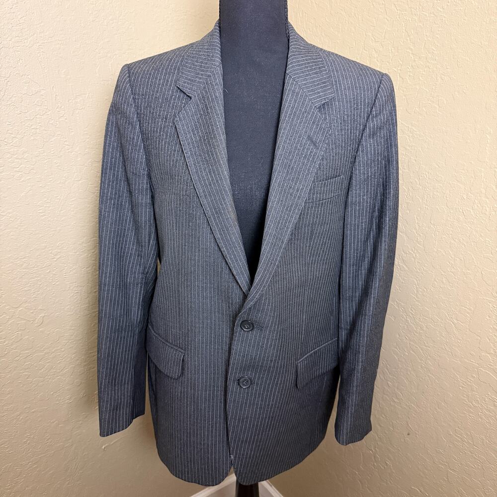 Esquire International Style Mens Gray Pinstripe Wool Blazer Sport Coat 2 Btn